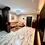 Luxe Oran