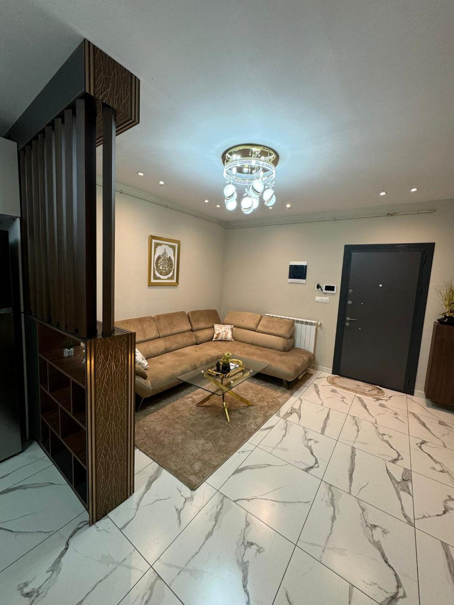Luxe Apartment *